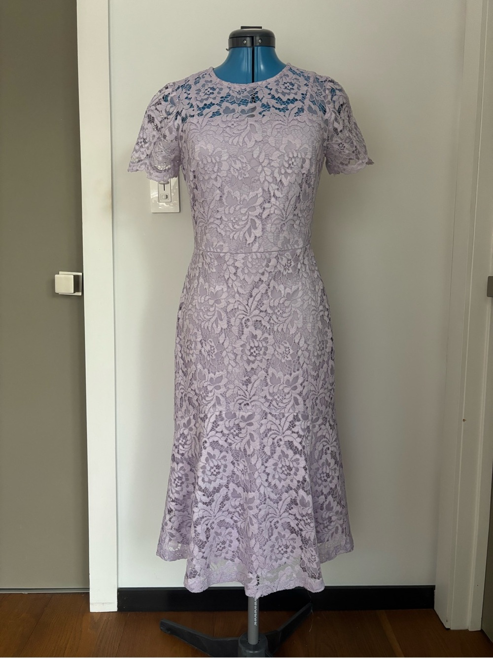 Lauren Ralph Lauren Lavender Floral Lace Fit Flare Midi Dress Size 6